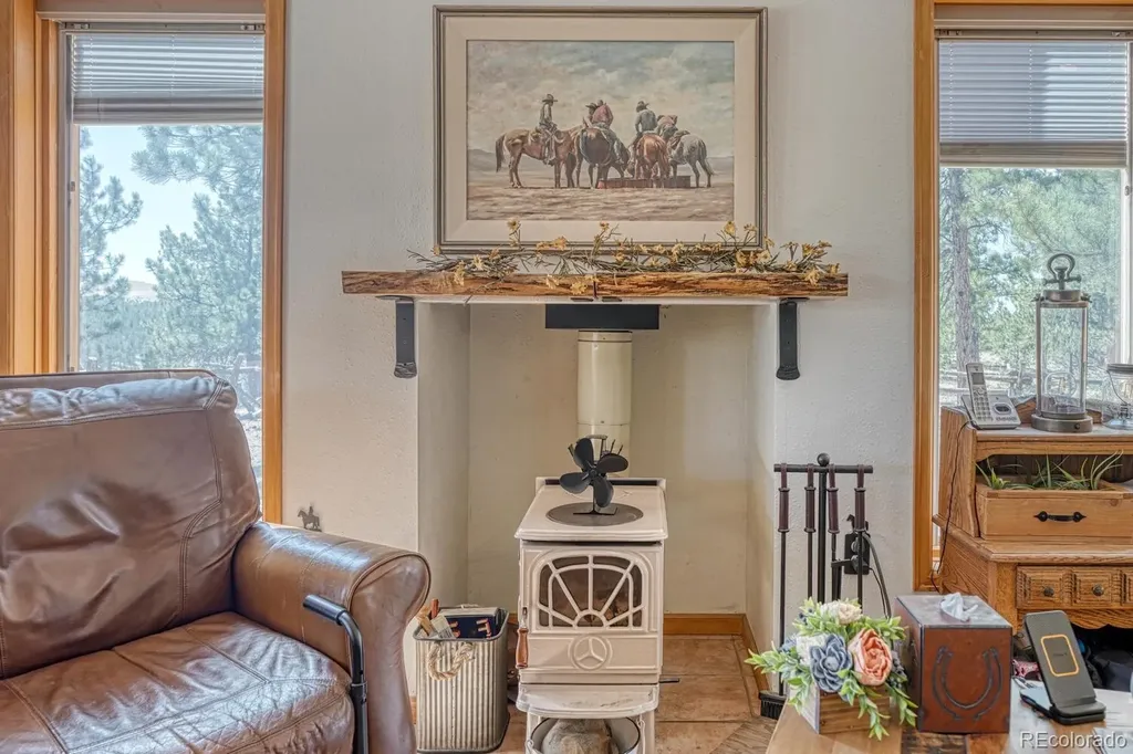 4701 County Road 323 Westcliffe CO 81252