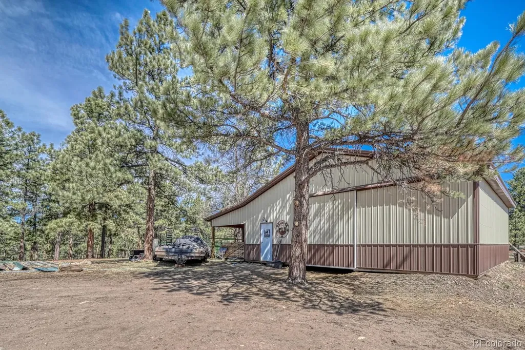 4701 County Road 323 Westcliffe CO 81252