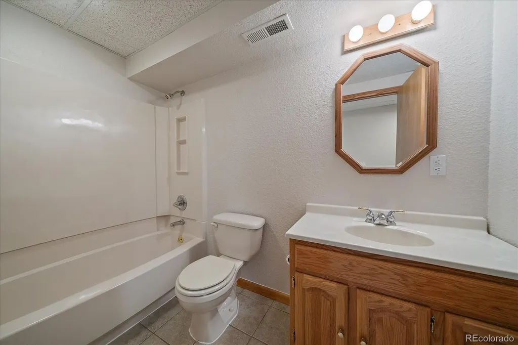 2428 Maplewood Circle W Longmont CO 80503