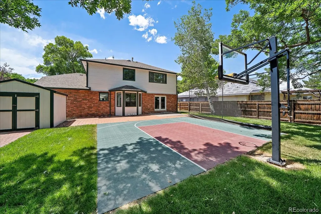 2428 Maplewood Circle W Longmont CO 80503