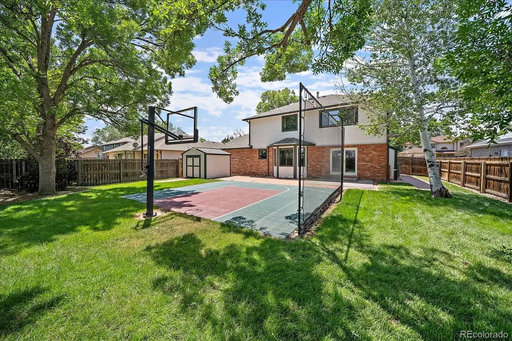 2428 Maplewood Circle W Longmont CO 80503