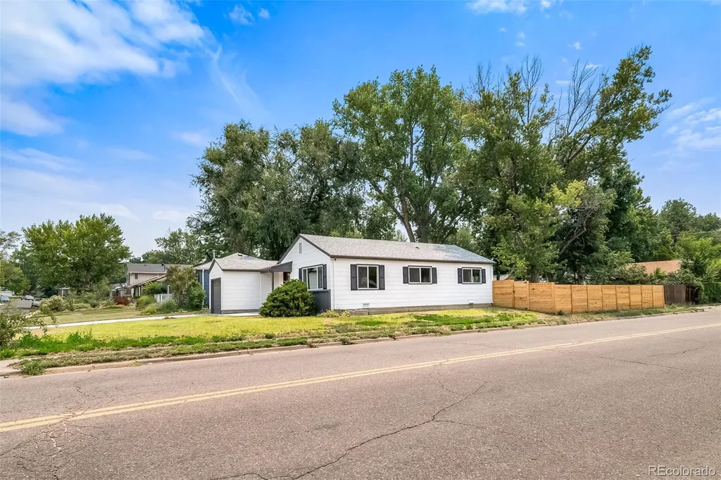 1210 E Bates Parkway Englewood CO 80113