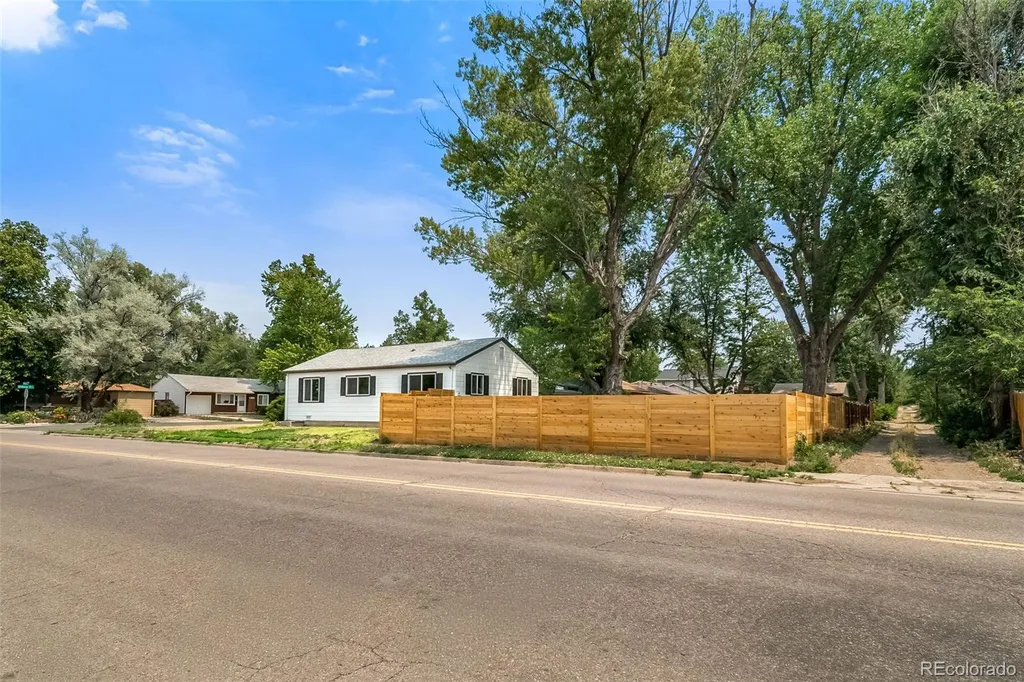 1210 E Bates Parkway Englewood CO 80113