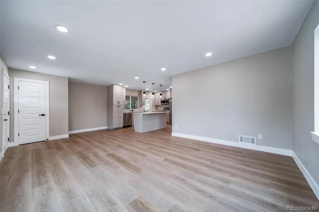 1210 E Bates Parkway Englewood CO 80113