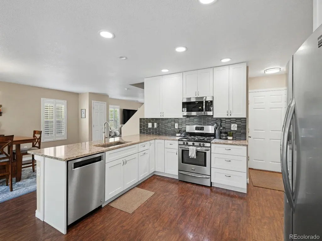 1752 Hogan Court Castle Rock CO 80109