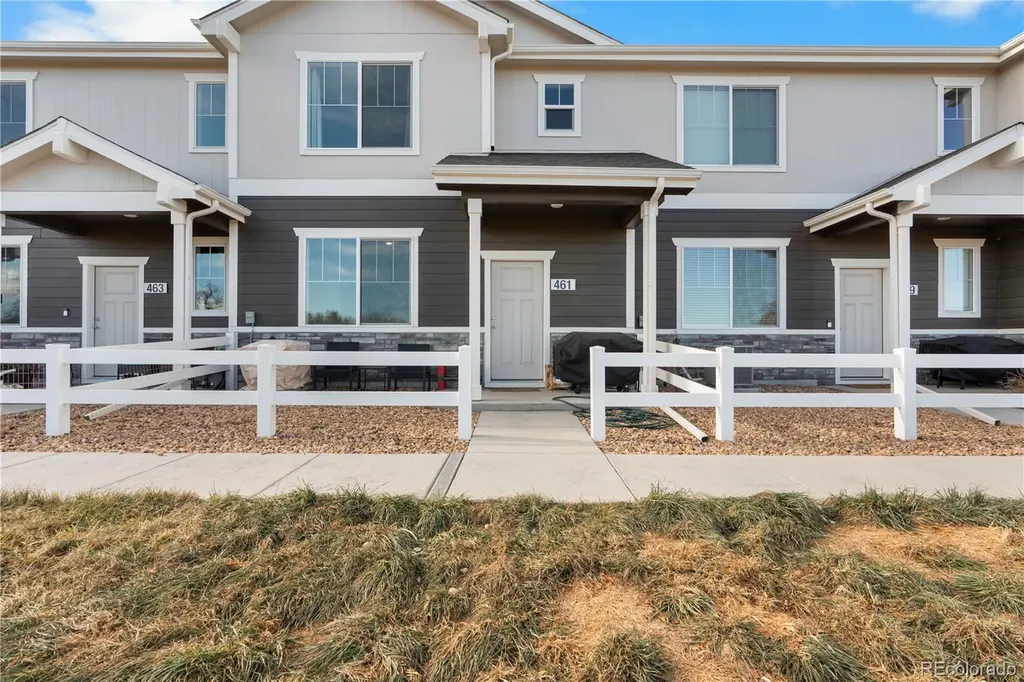 461 Condor Way Johnstown CO 80534