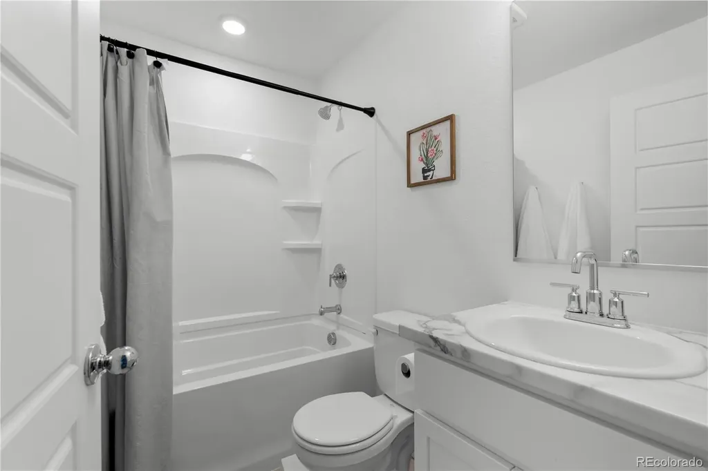 461 Condor Way Johnstown CO 80534