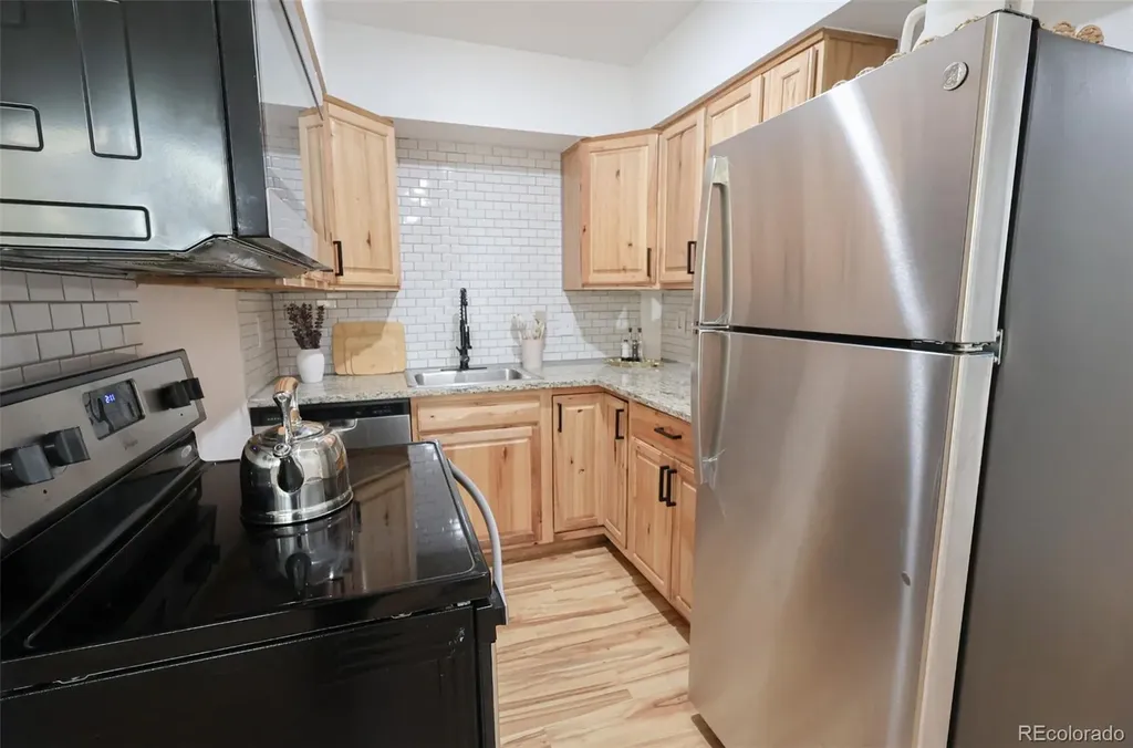 9380 W 49th Avenue Wheat Ridge CO 80033