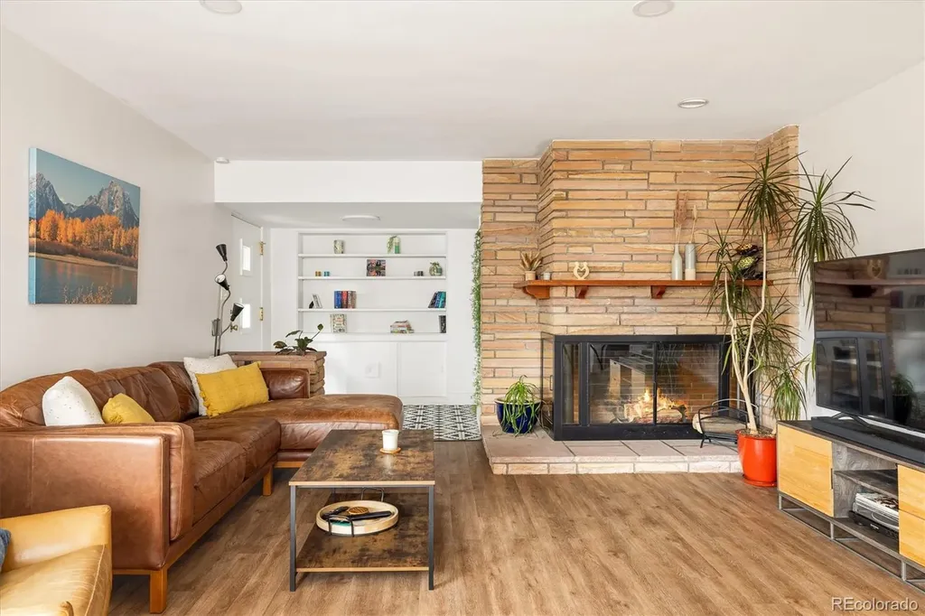 2250 N Monaco Parkway Denver CO 80207