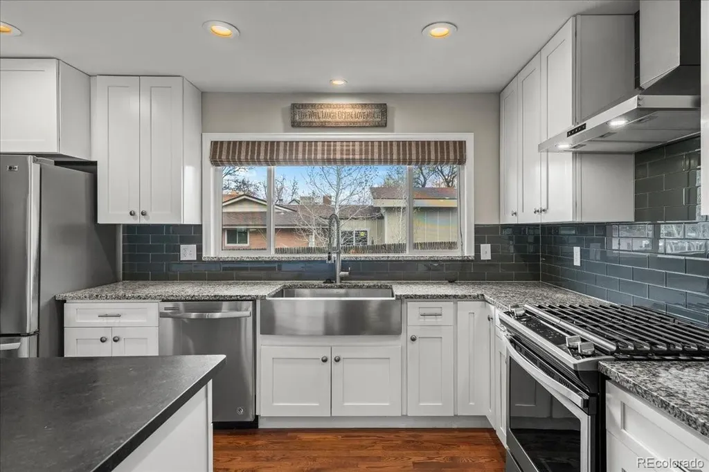 11793 W 28th Avenue Lakewood CO 80215