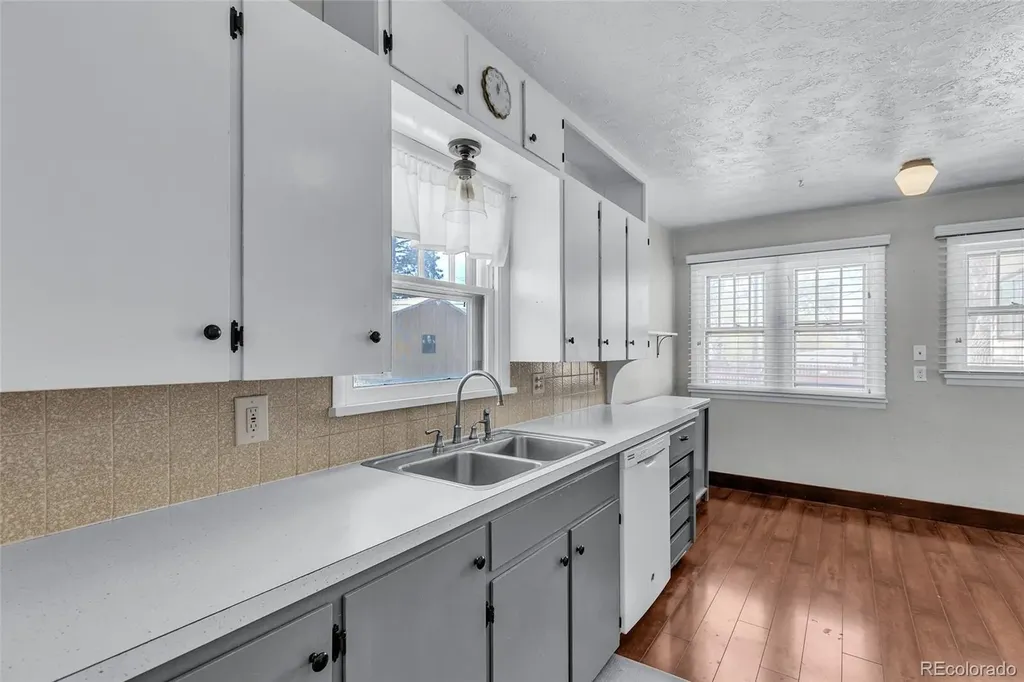 419 Pueblo Avenue Simla CO 80835