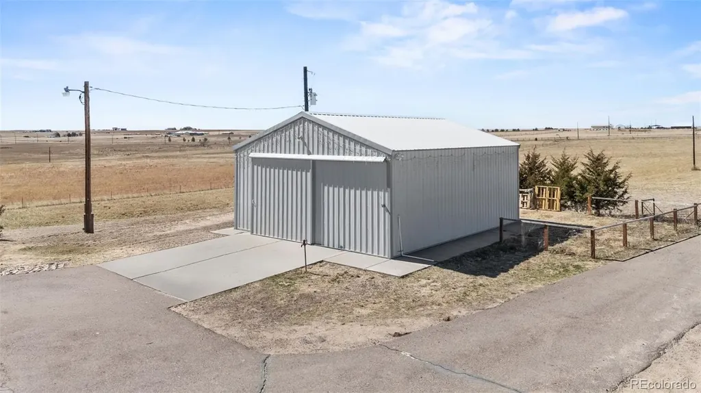 5330 S County Road 137 Bennett CO 80102