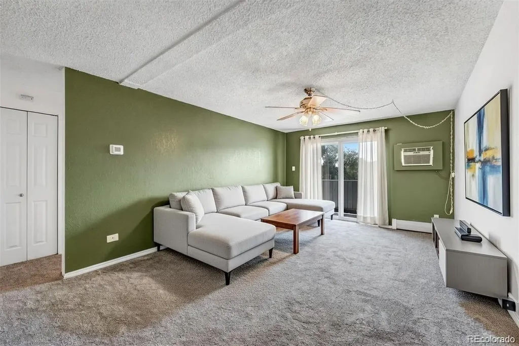 3047 W 47th Avenue Denver CO 80211