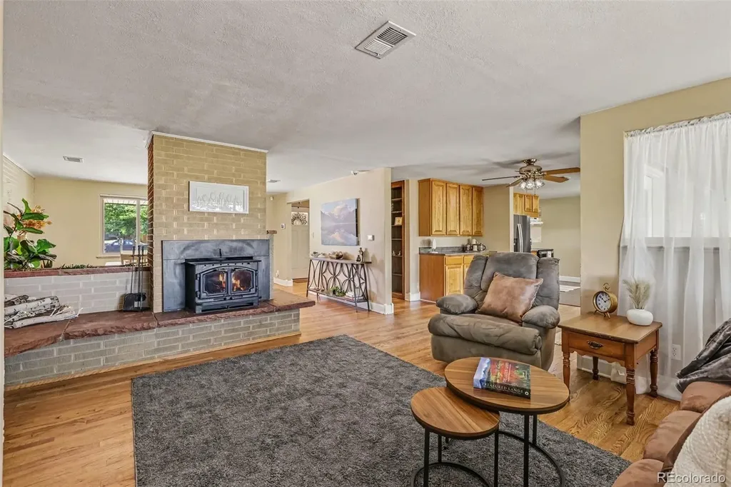 1601 N Dunkirk Street Aurora CO 80011
