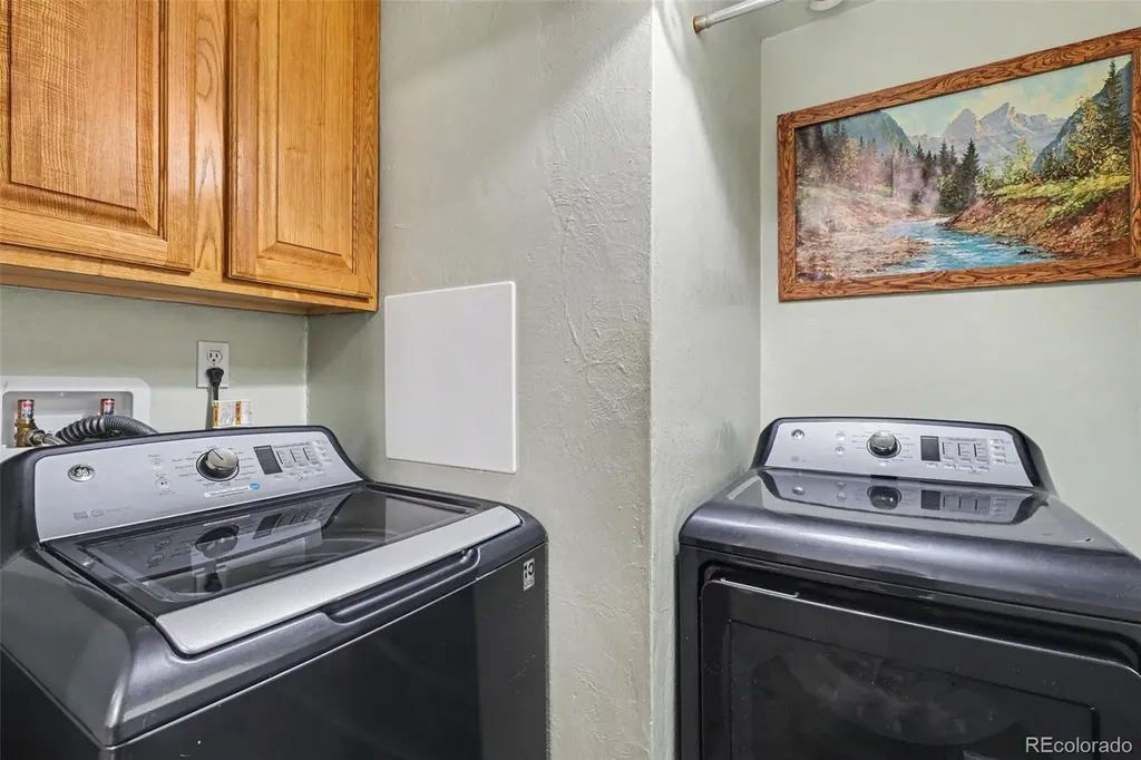 1601 N Dunkirk Street Aurora CO 80011