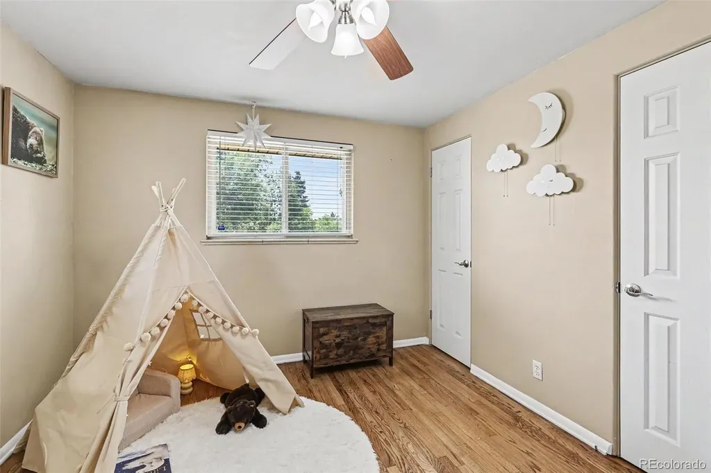 1601 N Dunkirk Street Aurora CO 80011