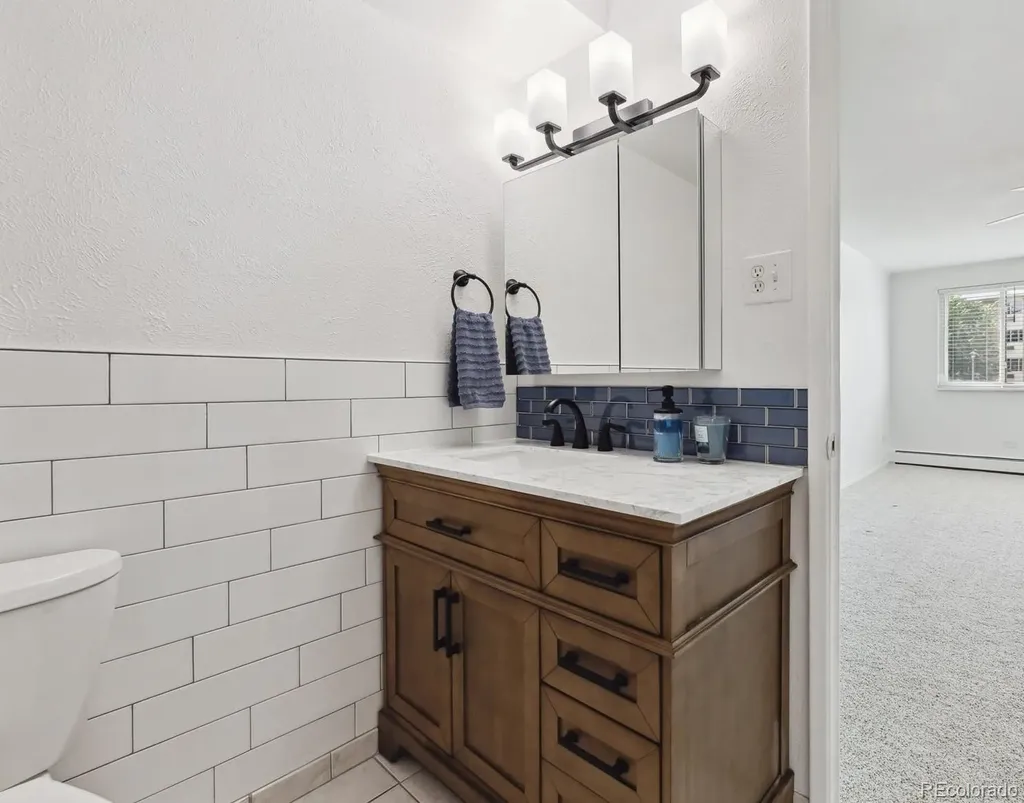 660 S Alton Way Denver CO 80247