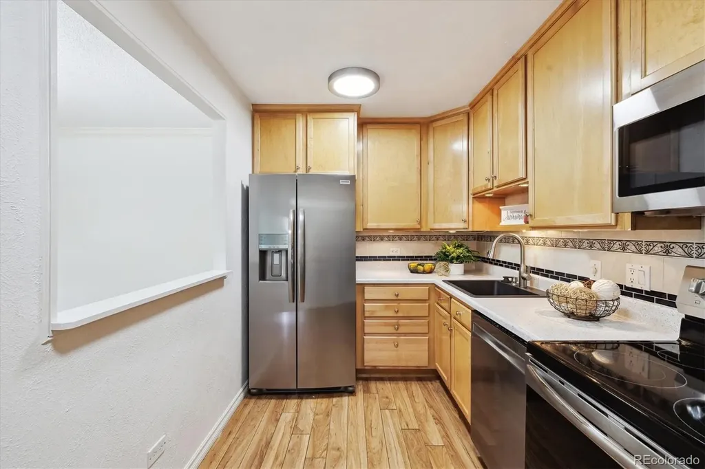 660 S Alton Way Denver CO 80247