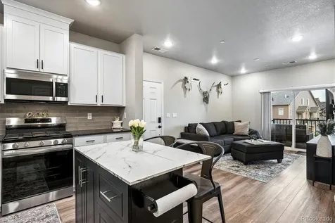 9962 W Victoria Place Littleton CO 80127