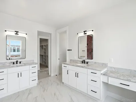 5182 Estes Lane Arvada CO 80002