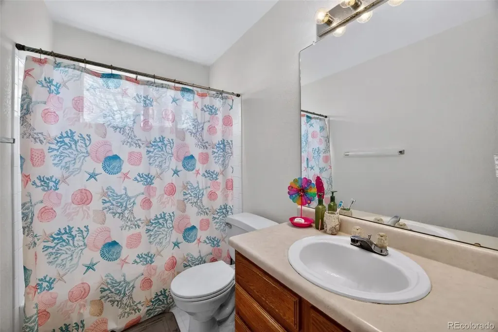 4052 S Kirk Way Aurora CO 80013