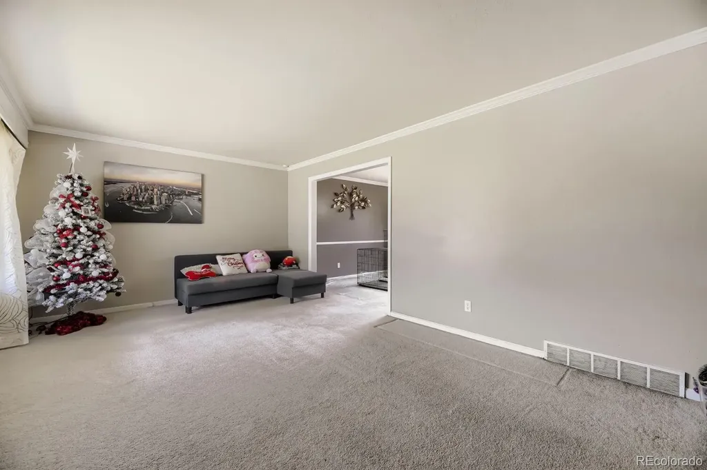 1435 S Macon Street Aurora CO 80012