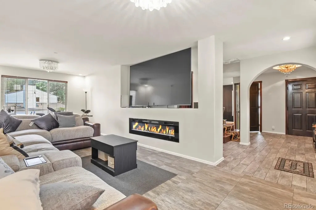 594 S Joplin Street Aurora CO 80017