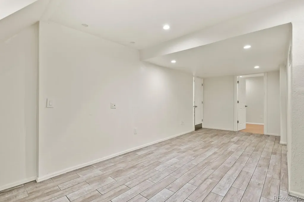 594 S Joplin Street Aurora CO 80017