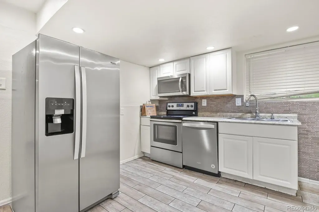 594 S Joplin Street Aurora CO 80017