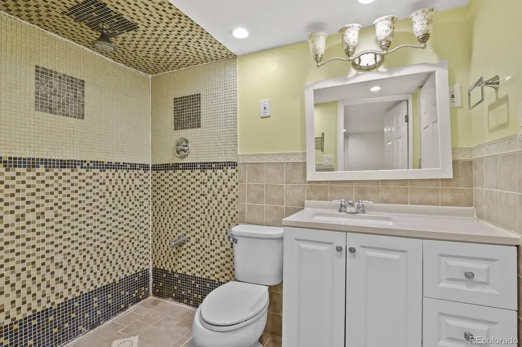 594 S Joplin Street Aurora CO 80017