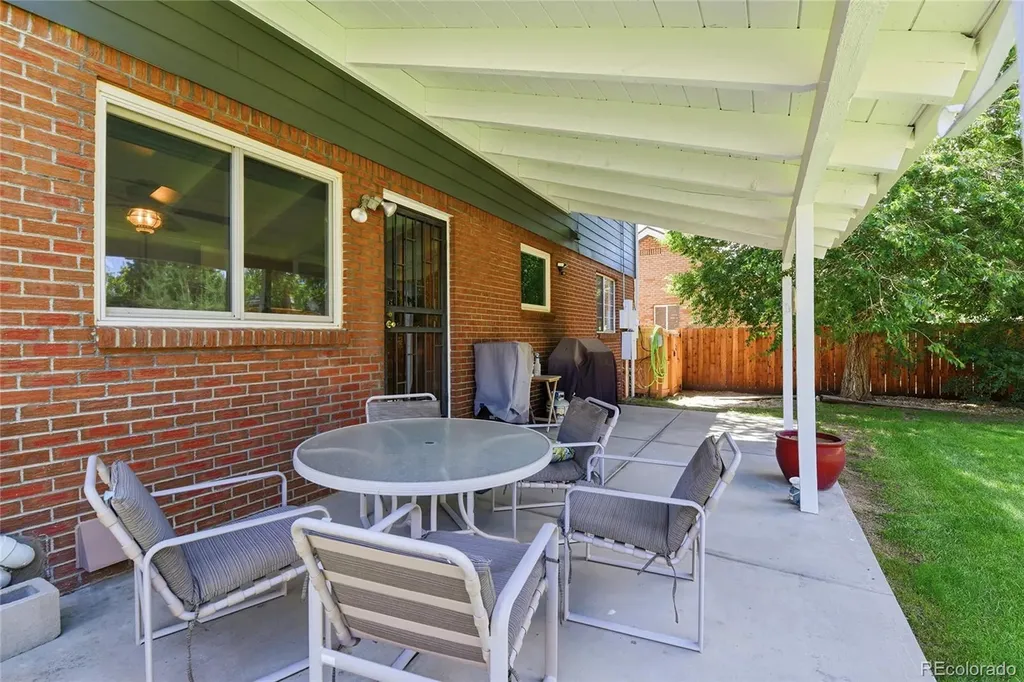 11039 E Colorado Drive Aurora CO 80012