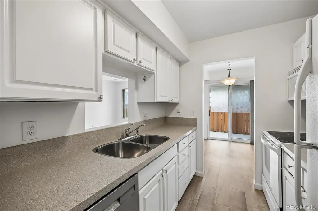 8761 Pierce Way Arvada CO 80003