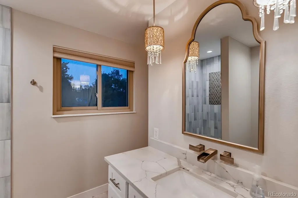 5102 W Fremont Drive Littleton CO 80128