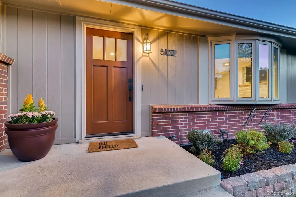 5102 W Fremont Drive Littleton CO 80128