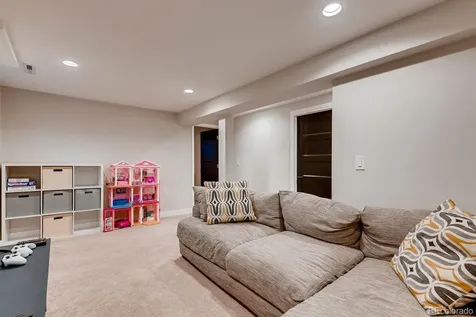 5102 W Fremont Drive Littleton CO 80128