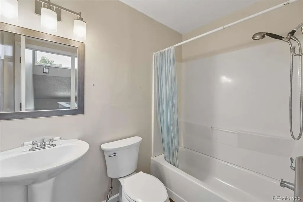 123 E 42nd Street Loveland CO 80538