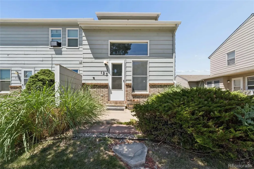 123 E 42nd Street Loveland CO 80538