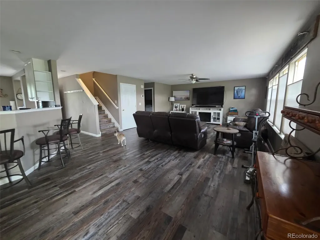 16556 E Phillips Lane Englewood CO 80112