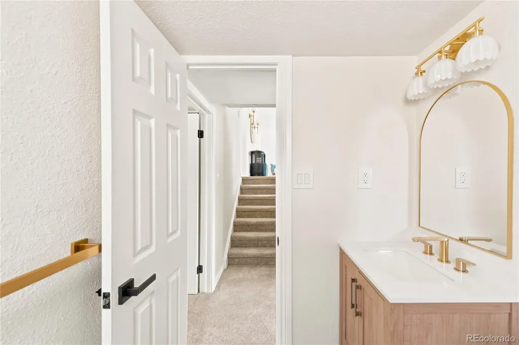11831 W 70th Place Arvada CO 80004