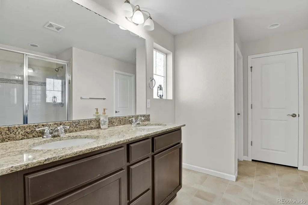 19553 E 60th Place Aurora CO 80019