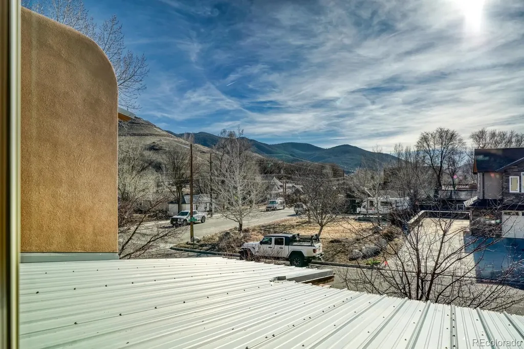 138 N M Street Salida CO 81201