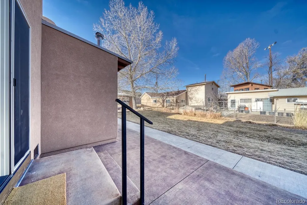 138 N M Street Salida CO 81201