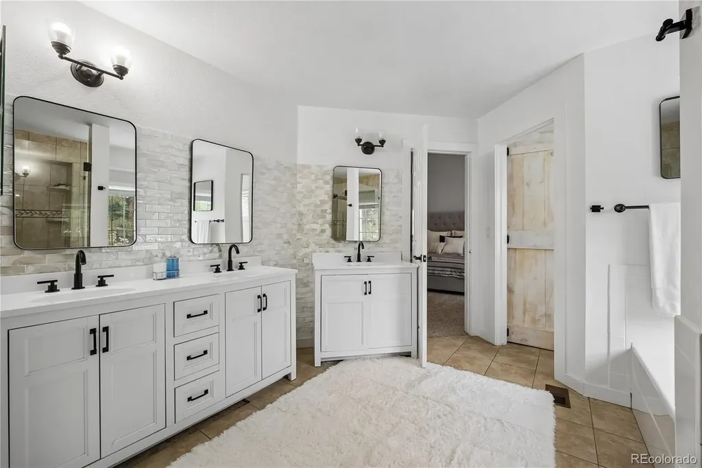 117 Willowleaf Drive Littleton CO 80127