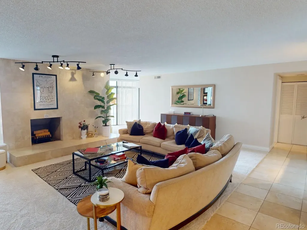 1777 Larimer Street Denver CO 80202