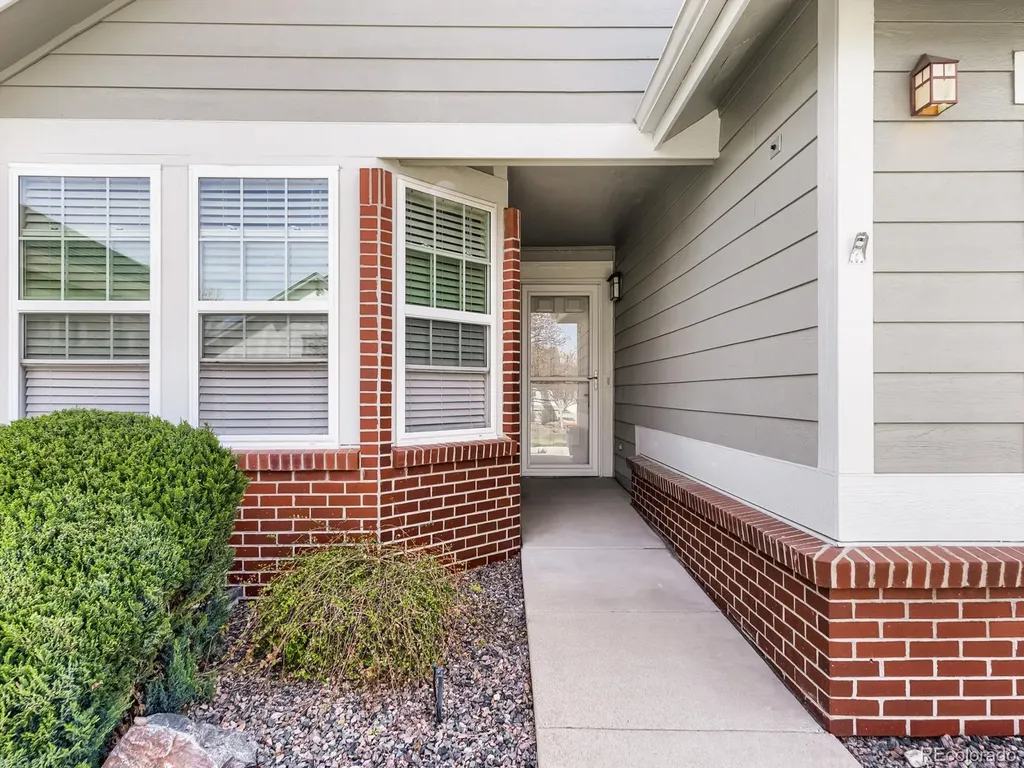 23682 E Links Place Aurora CO 80016