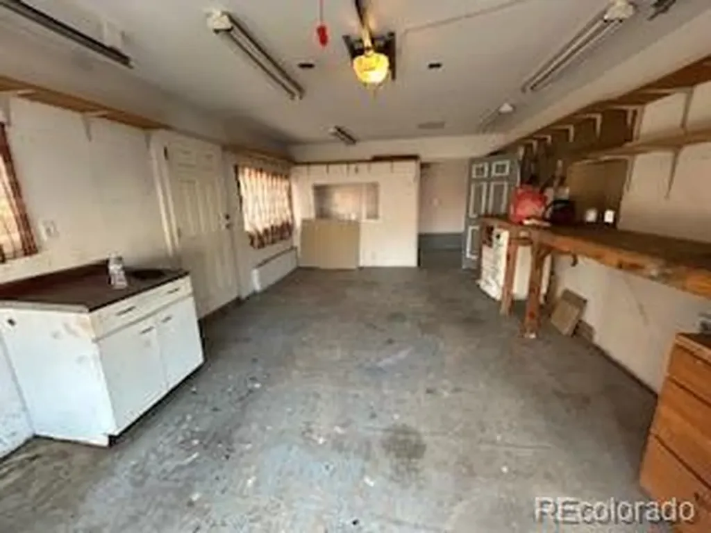 1033 S Saddlerock Drive Pueblo CO 81007