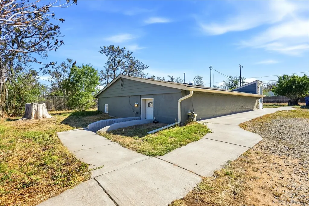 7540 Kearney Street Commerce City CO 80022