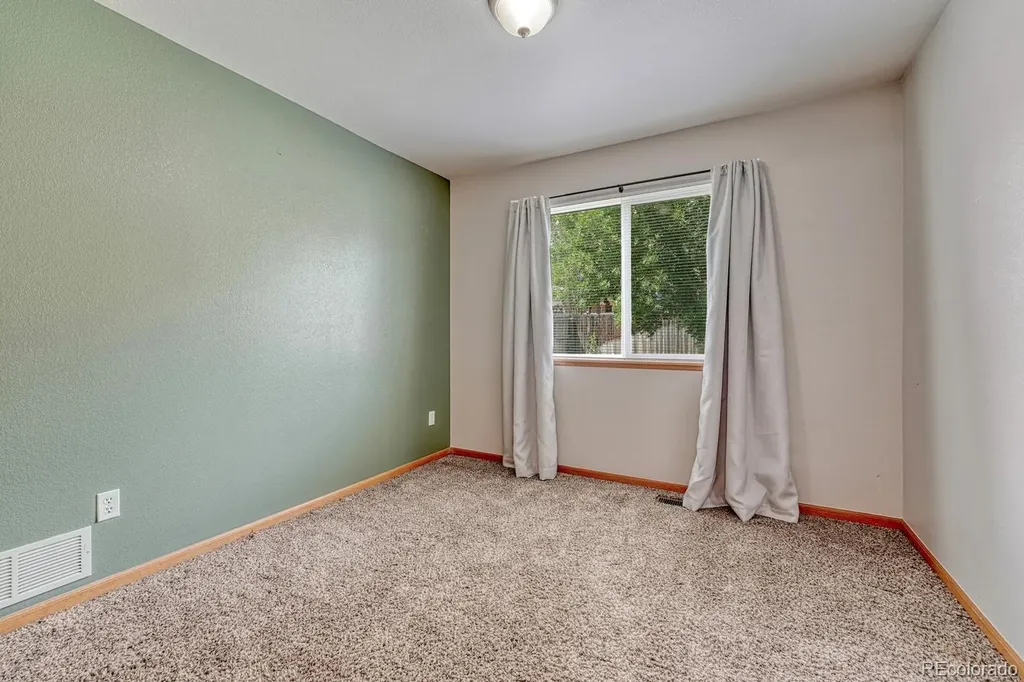 1112 Country Acres Court Johnstown CO 80534