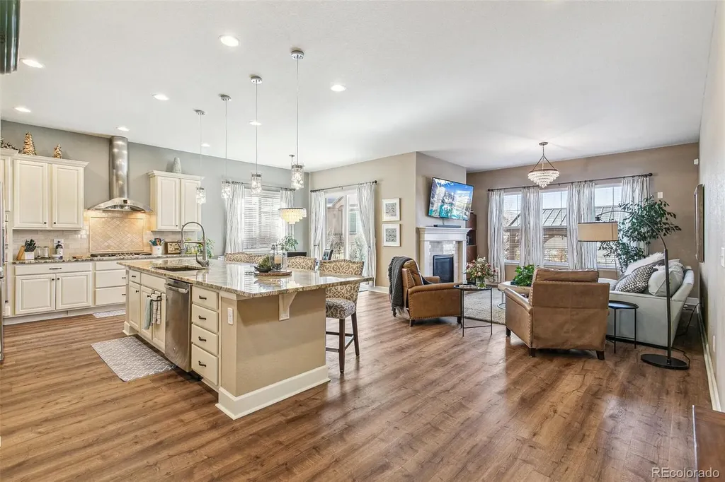 7743 S Quantock Way Aurora CO 80016