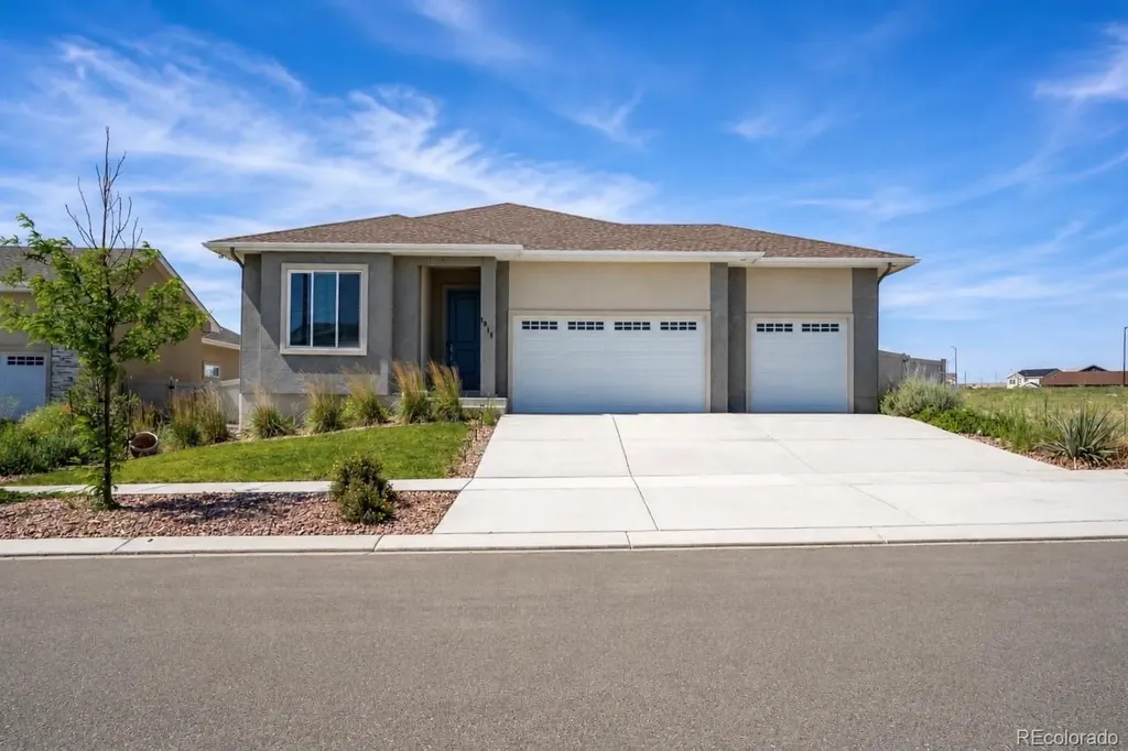 1913 Cuchara Drive Pueblo CO 81001